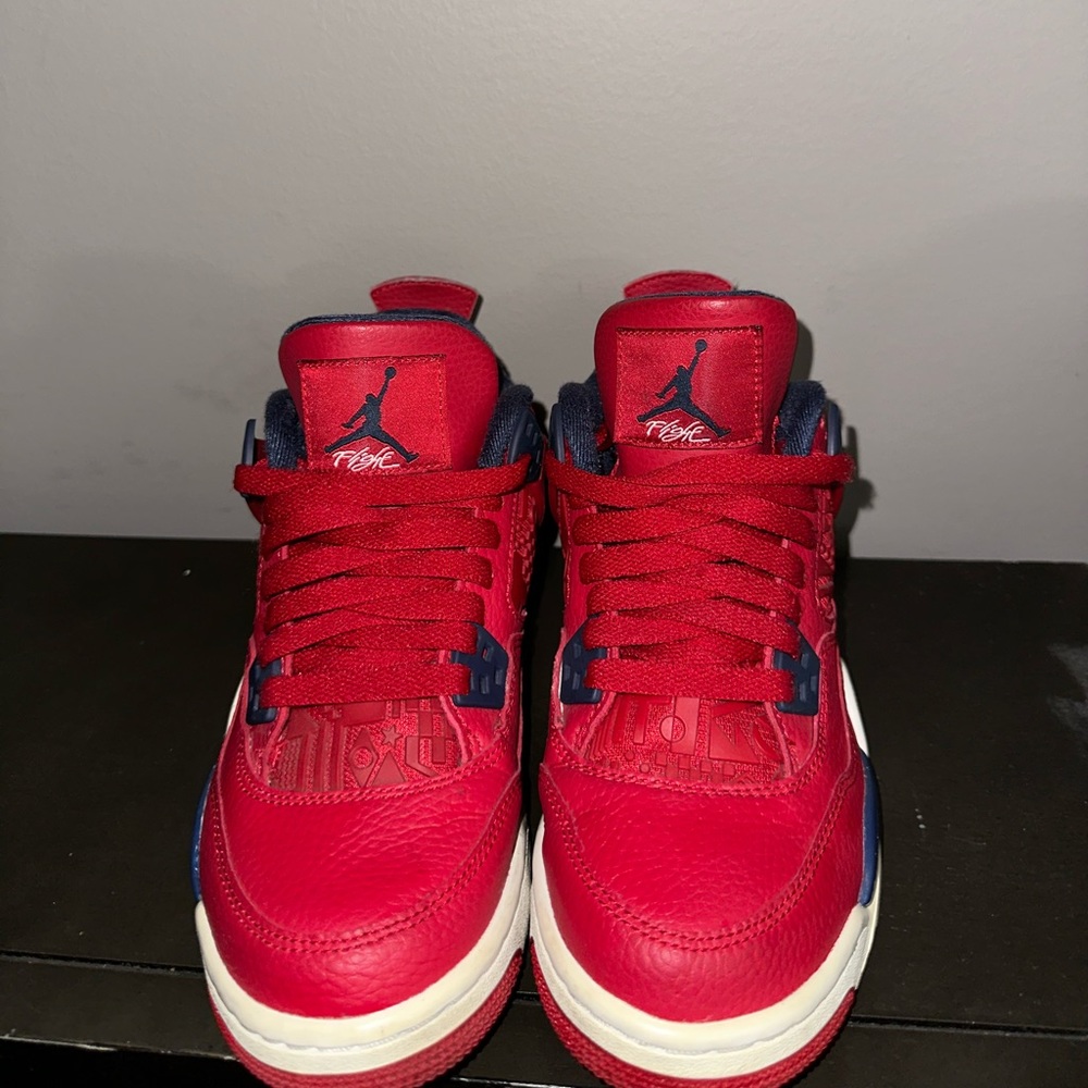 Jordan Retro 4 “FIBA”